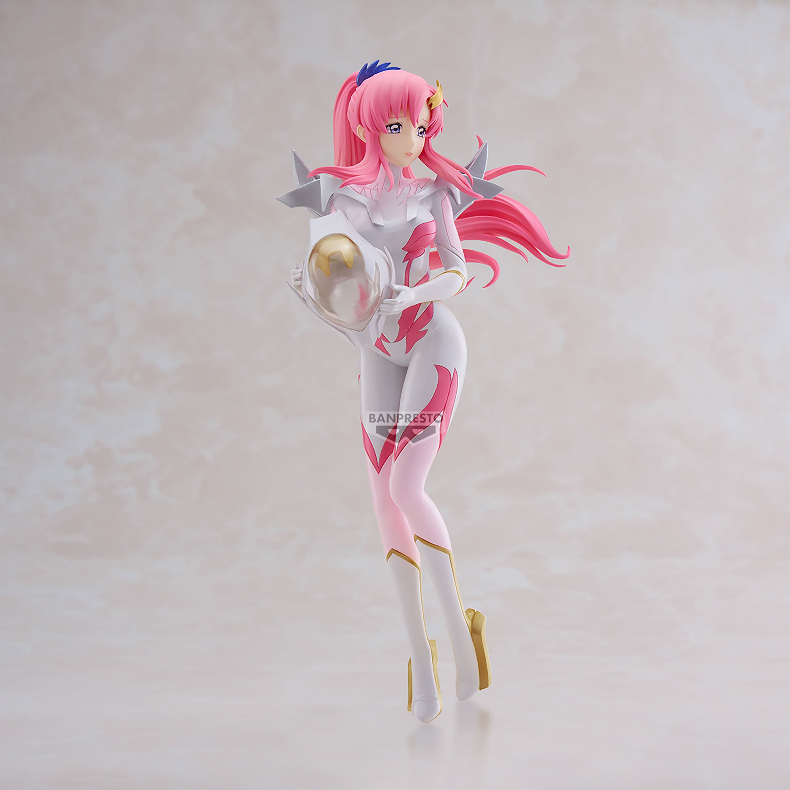 Product image Mobile Suit Gundam SEED Freedom - Lacus Clyne Glitter & Glamours Pilot Suit Figure