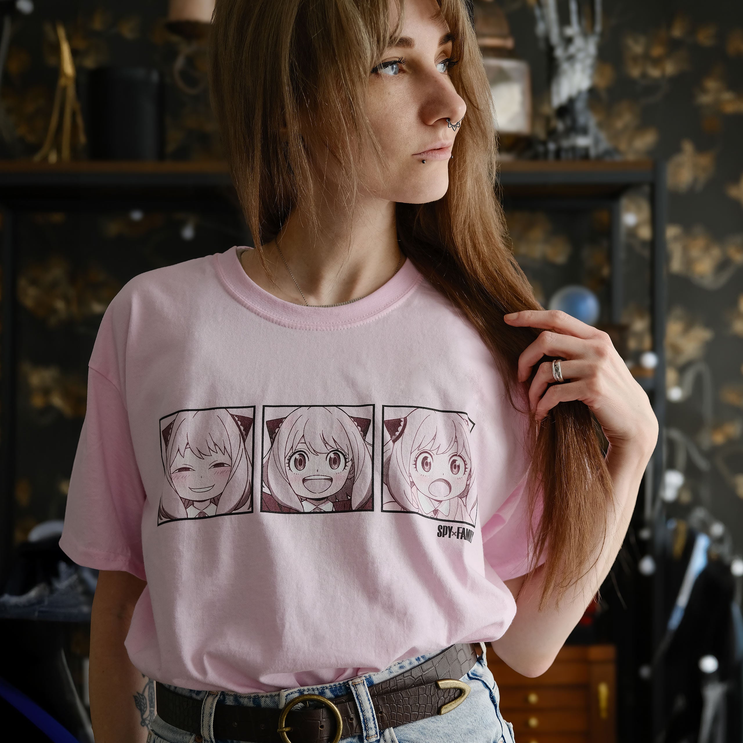 Product image Spy x Family - Anya T-Shirt pink