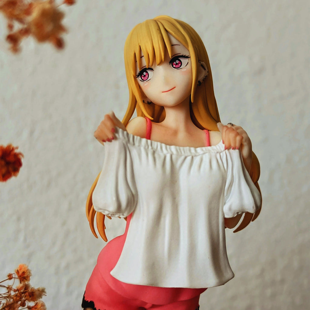 Product image My Dress-Up Darling - Marin Kitagawa Trying On Figure