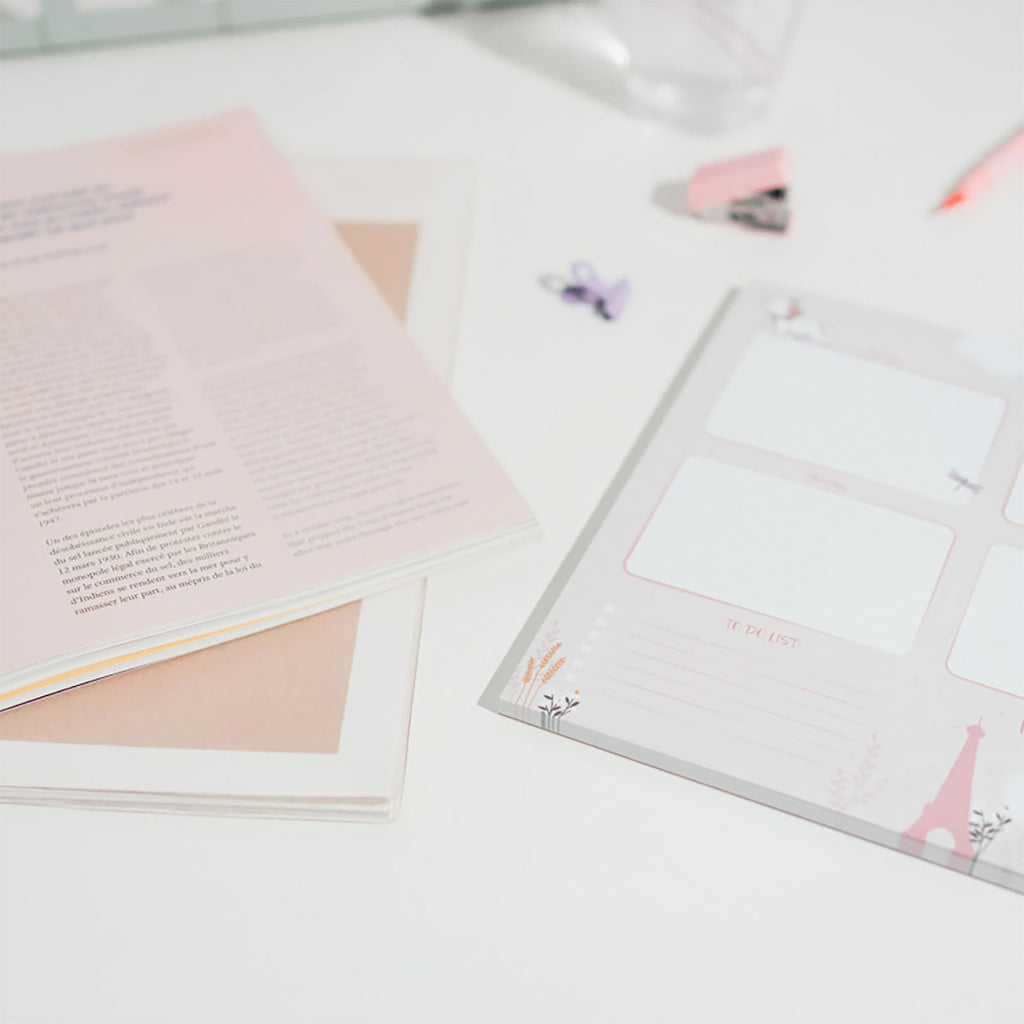 Product image Aristocats - Bonjour Marie Weekly Planner