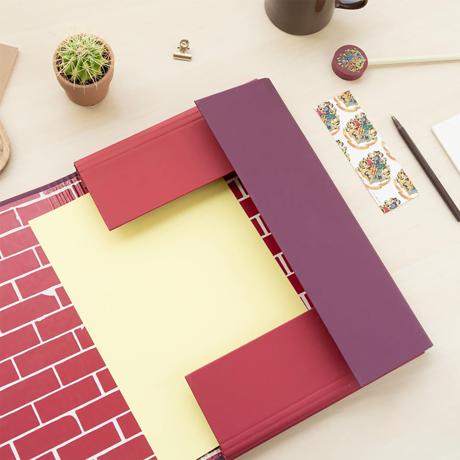 Product image Harry Potter - Platform 9 3/4 Document Folder