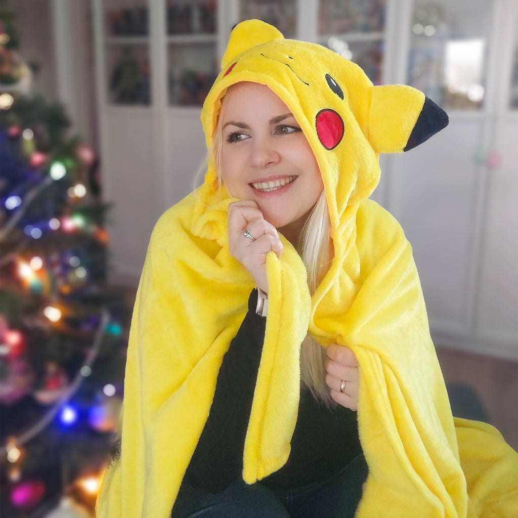 Product image Pokemon - Pikachu Hooded Blanket