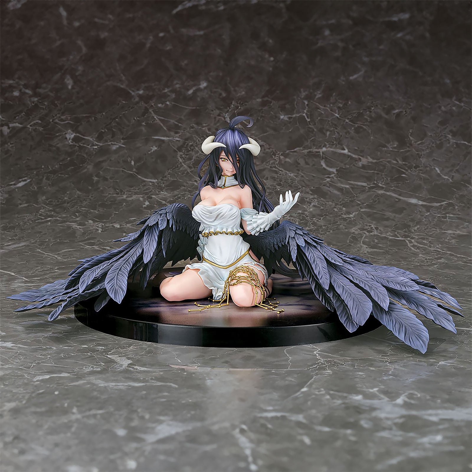 Product image Overlord - Albedo 1:7 Statue
