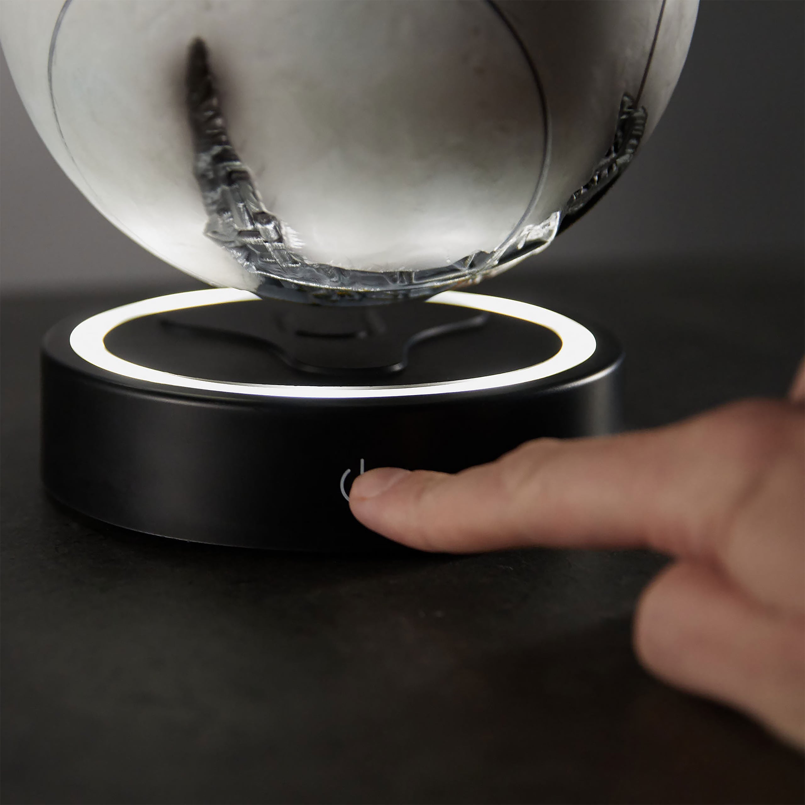 Product image Destiny - Floating Traveler LED Lamp
