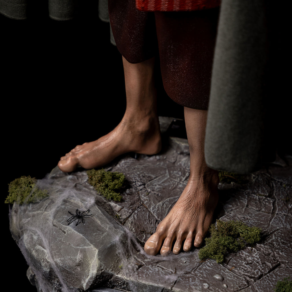 Product image Frodo Life-Size Statue 1:1 - The Lord of the Rings