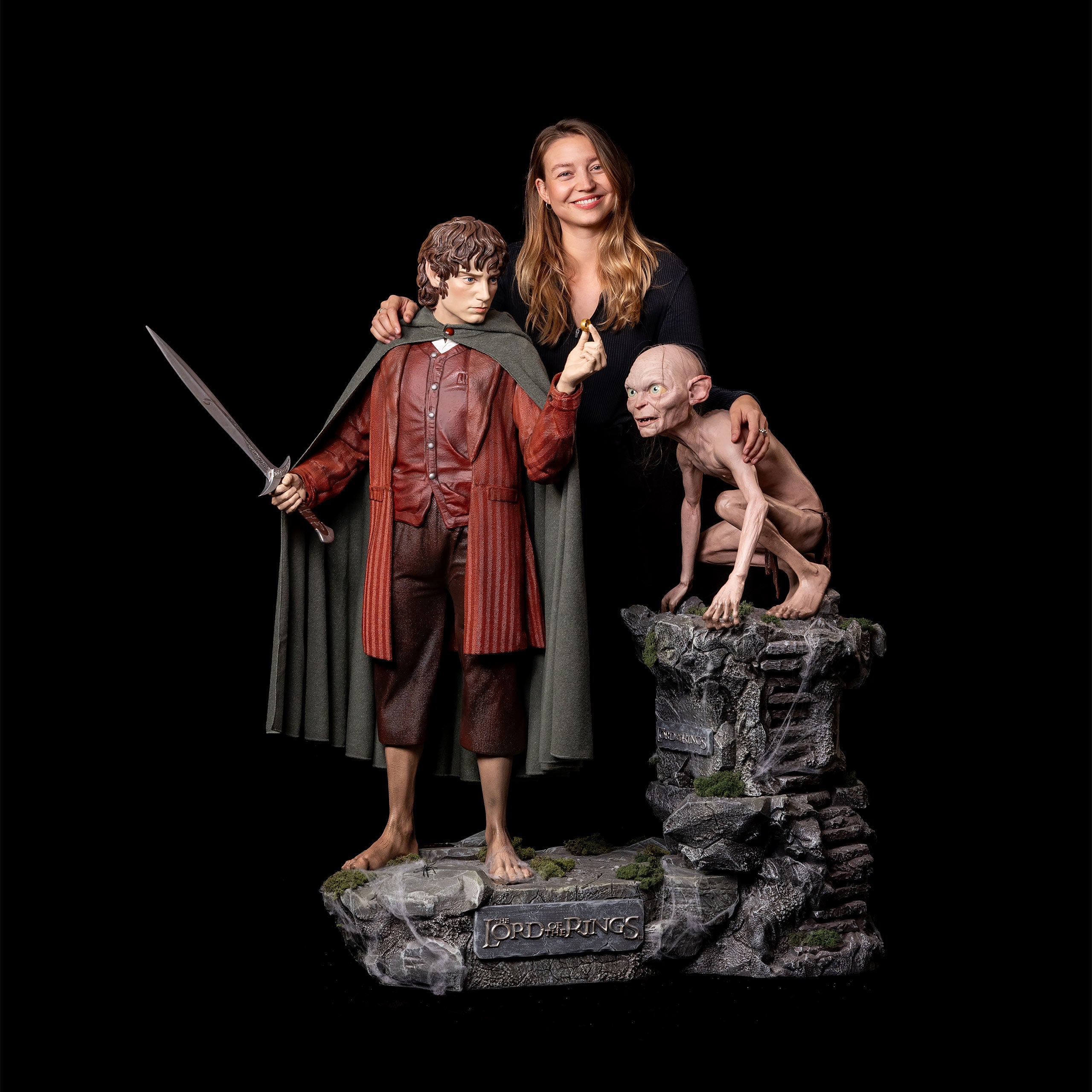 Product image Frodo Life-Size Statue 1:1 - The Lord of the Rings
