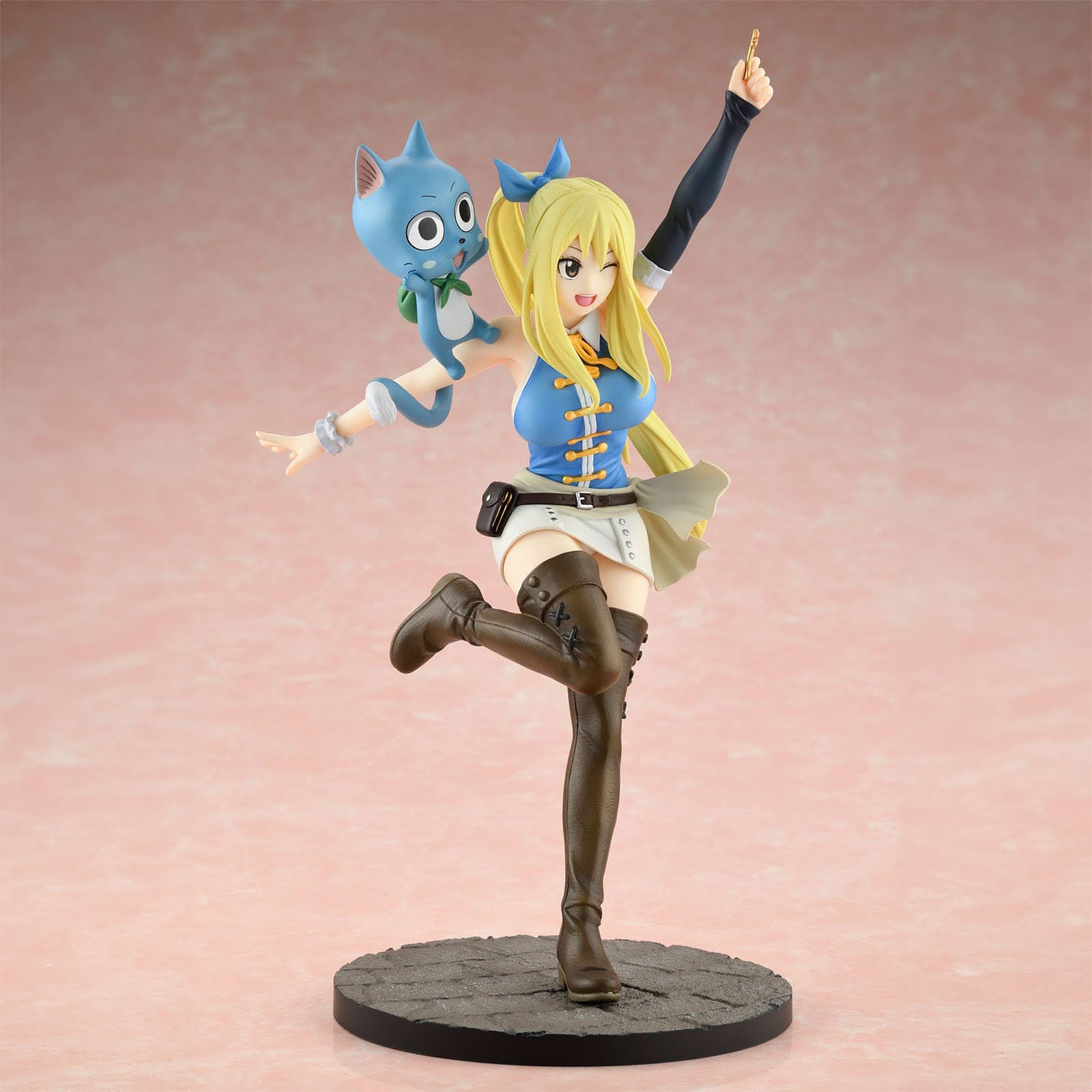Product image Fairy Tail - Lucy Heartfilia 1:8 Statue Wink Version