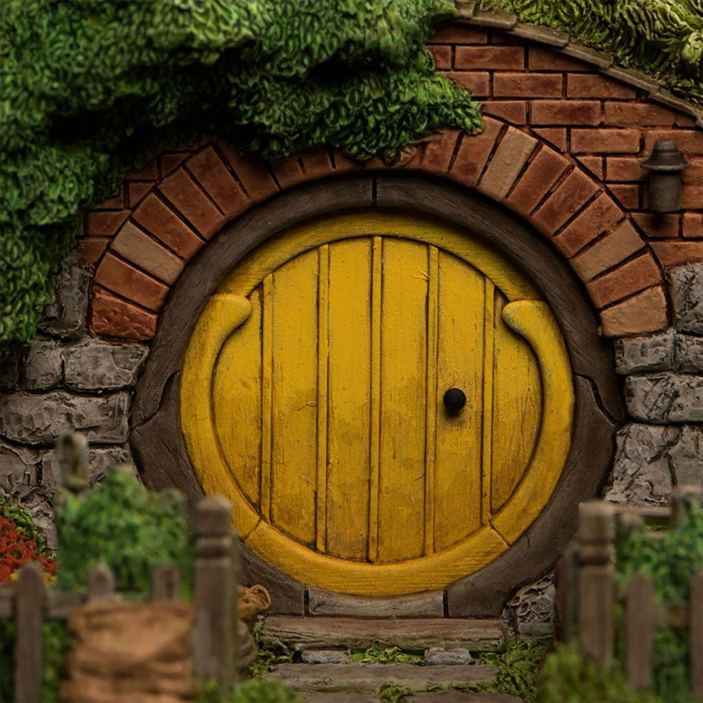 Product image The Hobbit - 16 Hill Lane Hobbit Hole Diorama