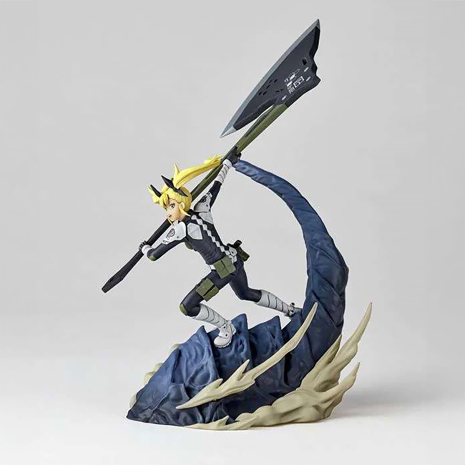 Product image Kaiju No. 8 - Kikoru Shinomiya Diorama Figure