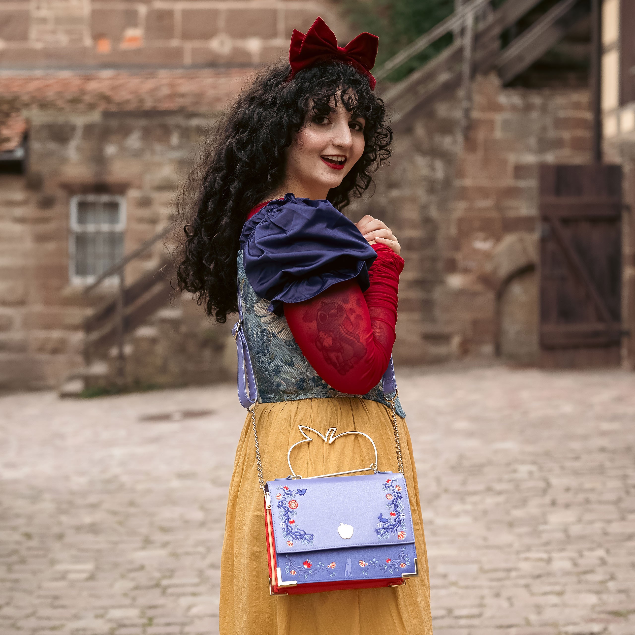 Product image Snow White - Crossbody Bag