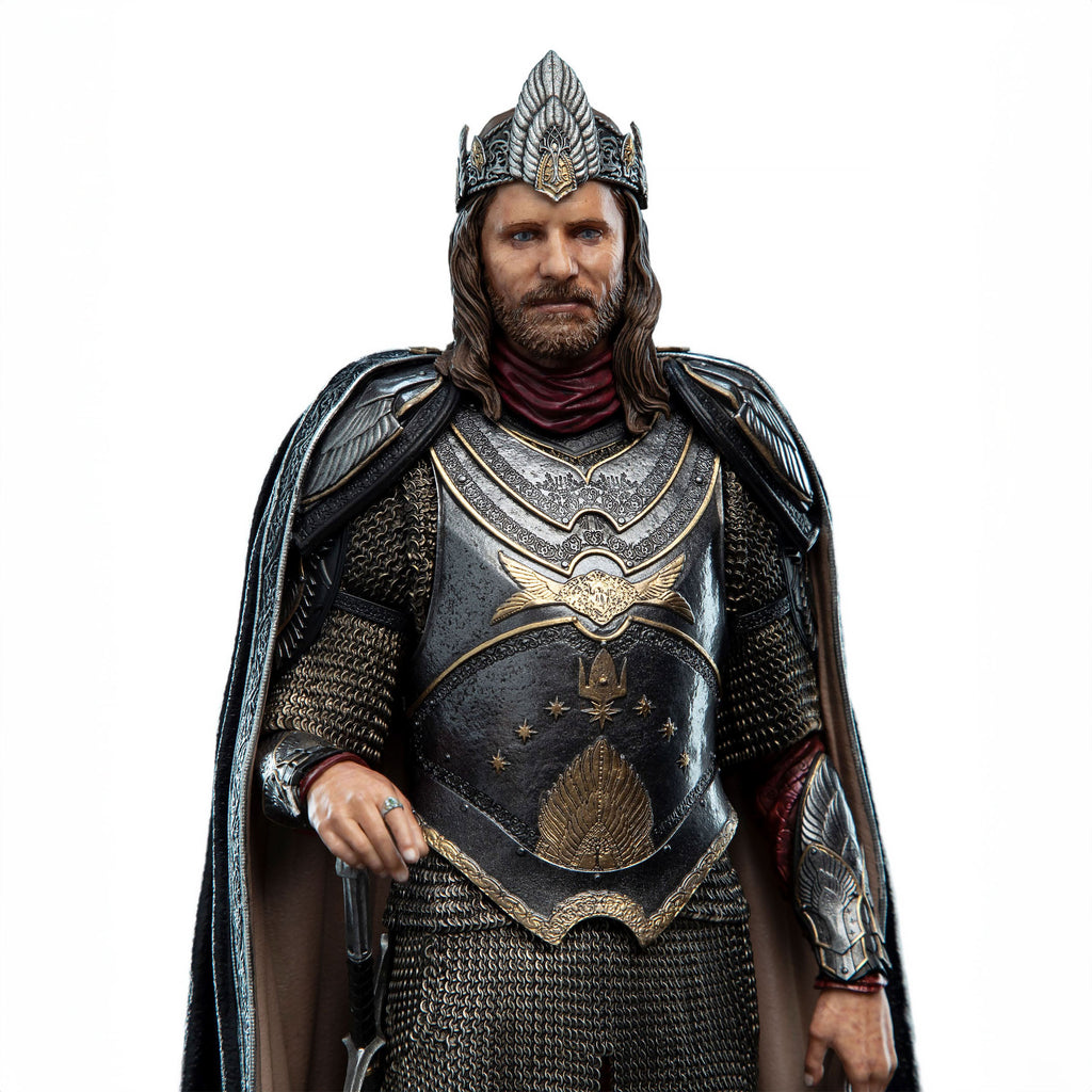 Product image The Lord of the Rings - King Aragorn Figure Classic Series