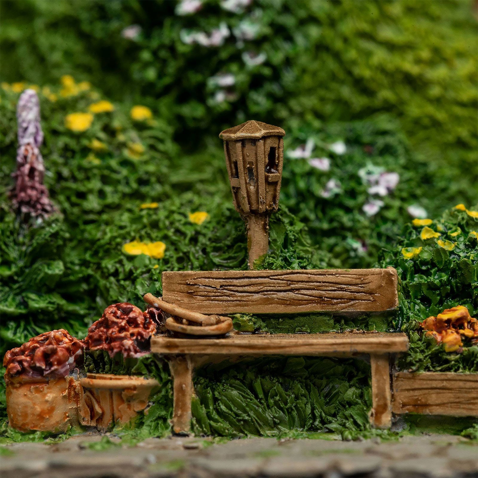 Product image The Lord of the Rings - Bag End on the Hill Diorama Figure