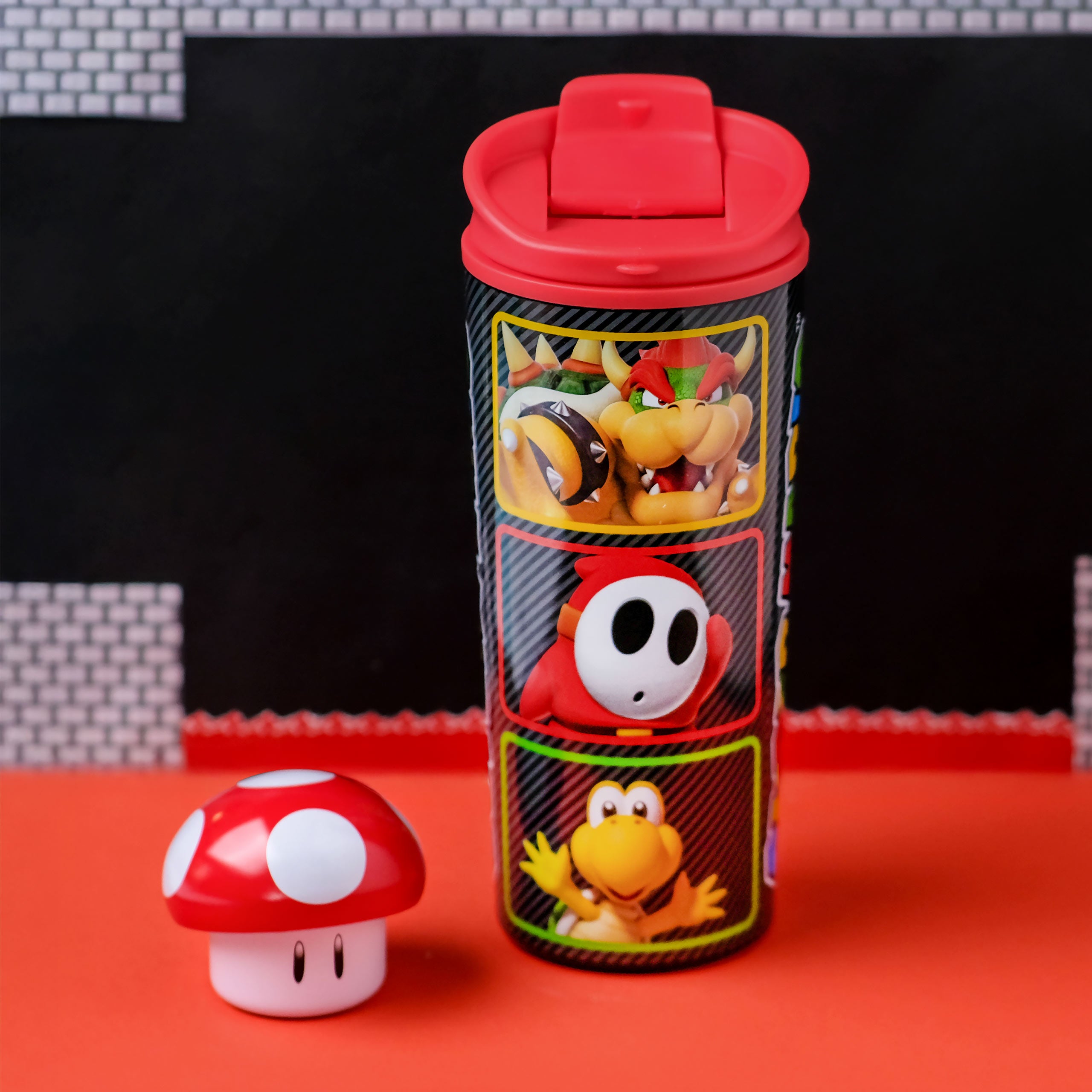 Product image Super Mario - Colour Blocks To Go Mug