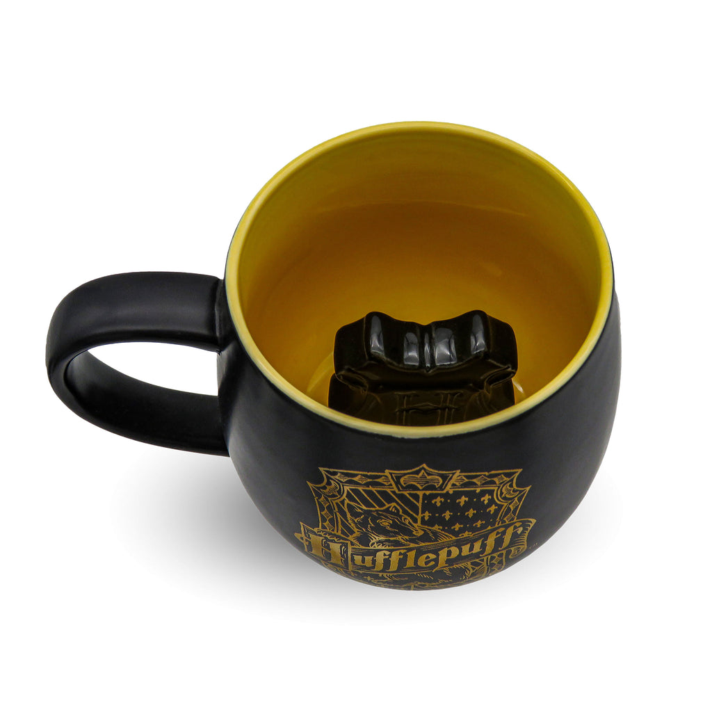 Product image Hufflepuff Mug with 3D Hogwarts Crest Inside - Harry Potter