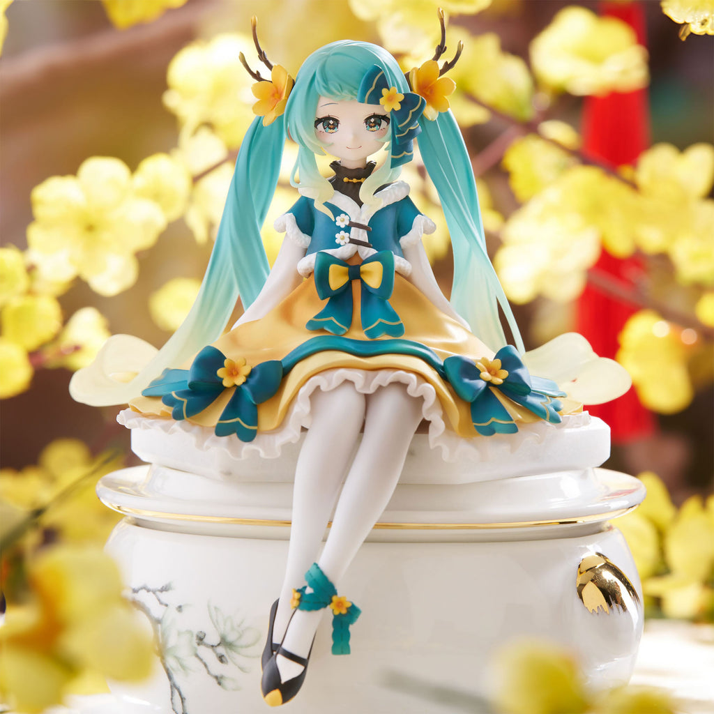 Product image Hatsune Miku - Miku 2025 Chinese New Year Noodle Stopper Figure
