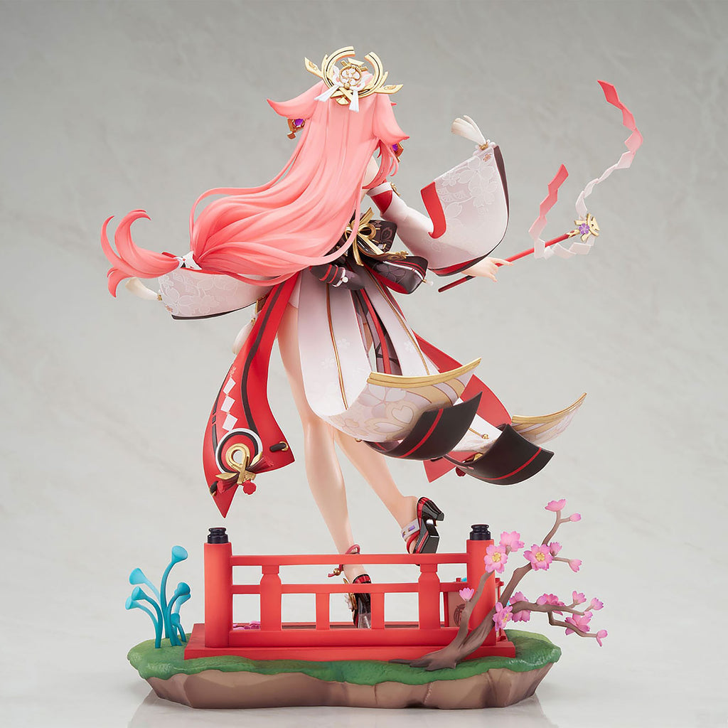 Product image Genshin Impact - Yae Miko Scale Figure Astute Amusement Version 1:7