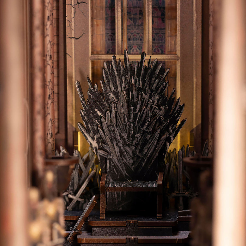 Product image Game of Thrones - Iron Throne Book Nook Wood Model Kit