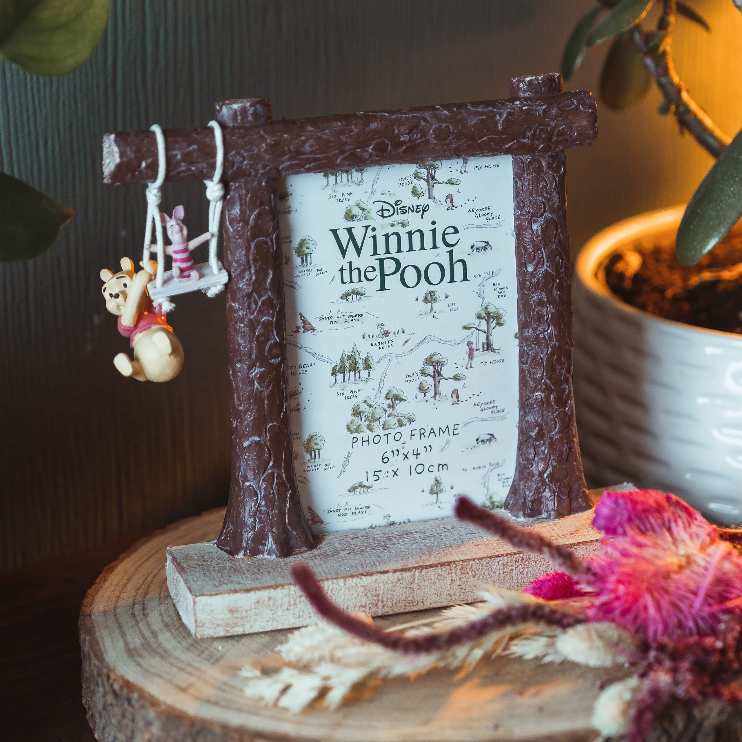Product image Winnie the Pooh - Friends Picture Frame