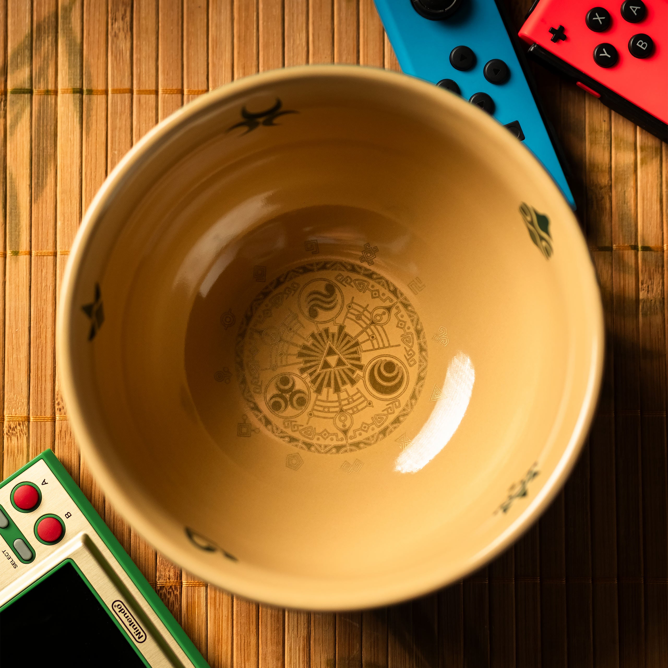 Product image Zelda - Hylian Crest Cereal Bowl