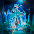 Product image Hatsune Miku - Emerald Rem Clearluxe Figure