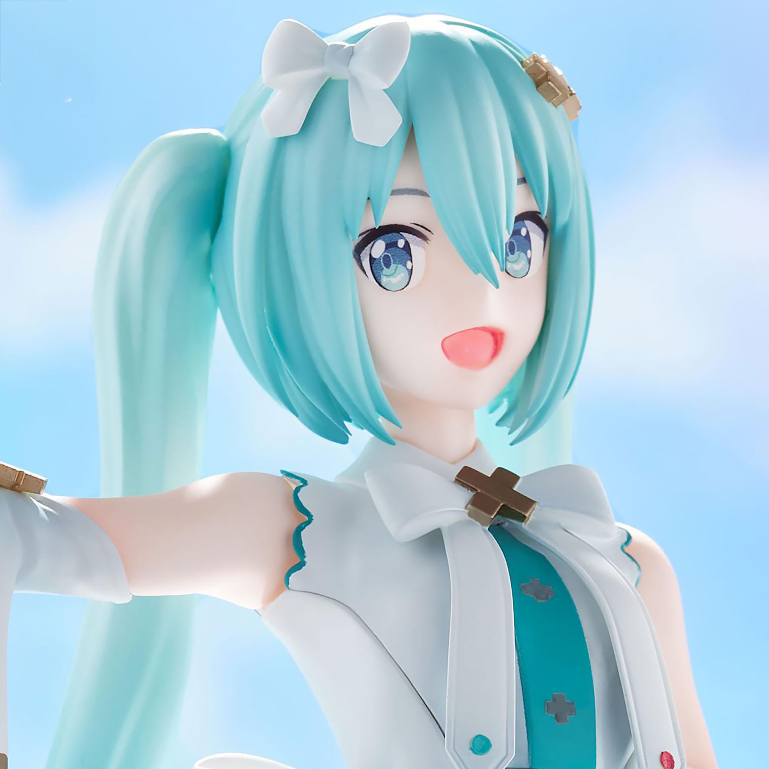 Product image Hatsune Miku - Unshuttered Luminasta Figure