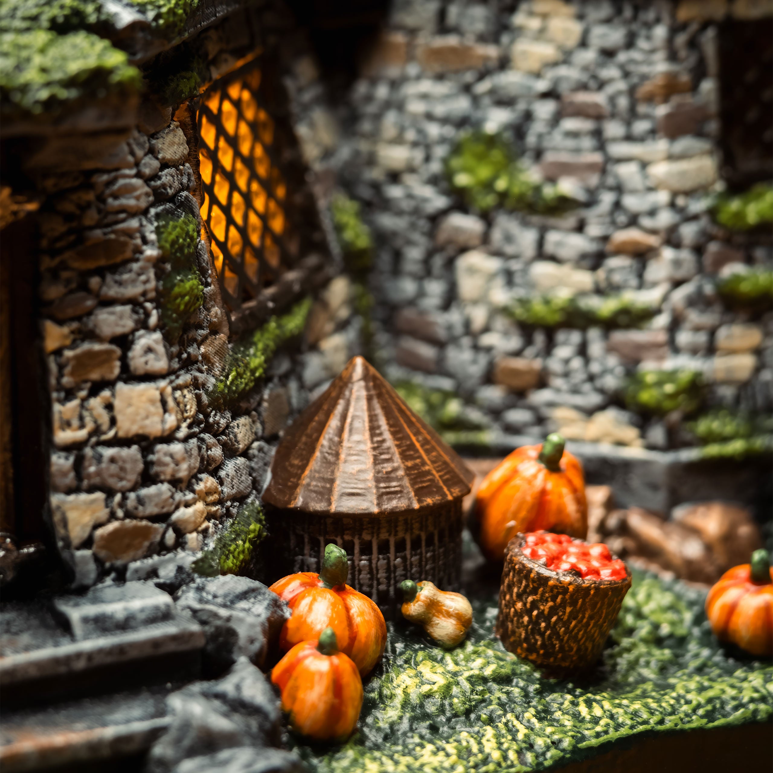 Product image Harry Potter - Hagrid's Hut Miniature Replica with LED Light Function