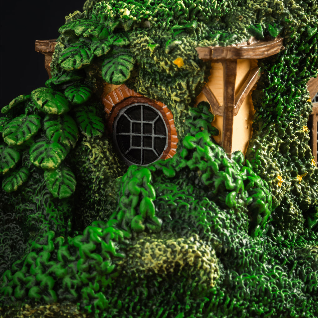 Product image The Lord of the Rings - Hobbit Hole Shire Diorama Tealight Holder