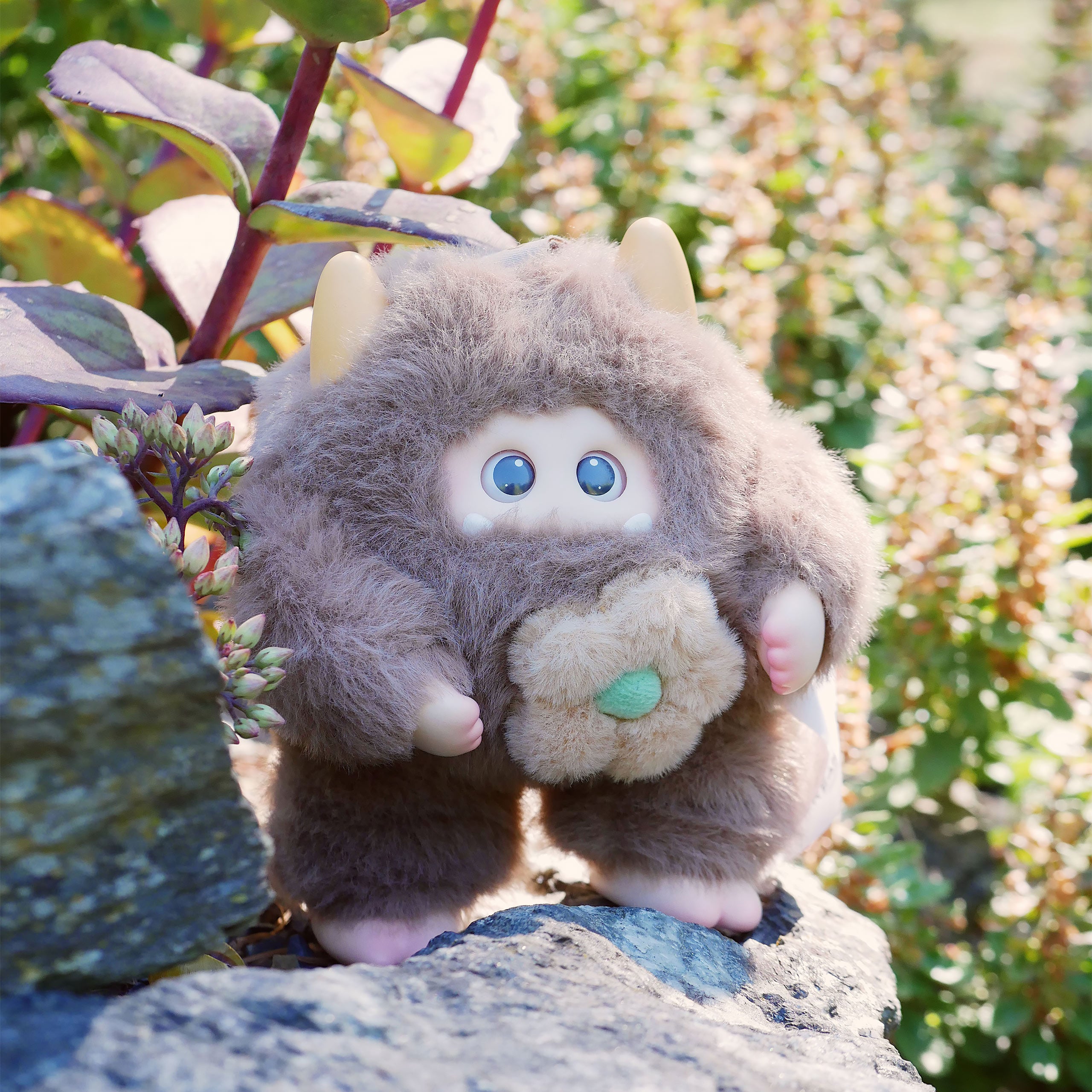 Product image Giggle Monster - Marshmallow Dreams Mystery Plush Keychain