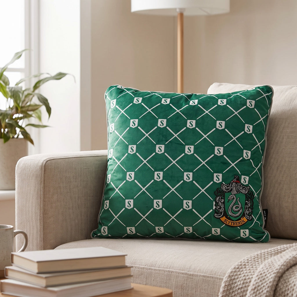 Product image Harry Potter - Slytherin Logo Cushion
