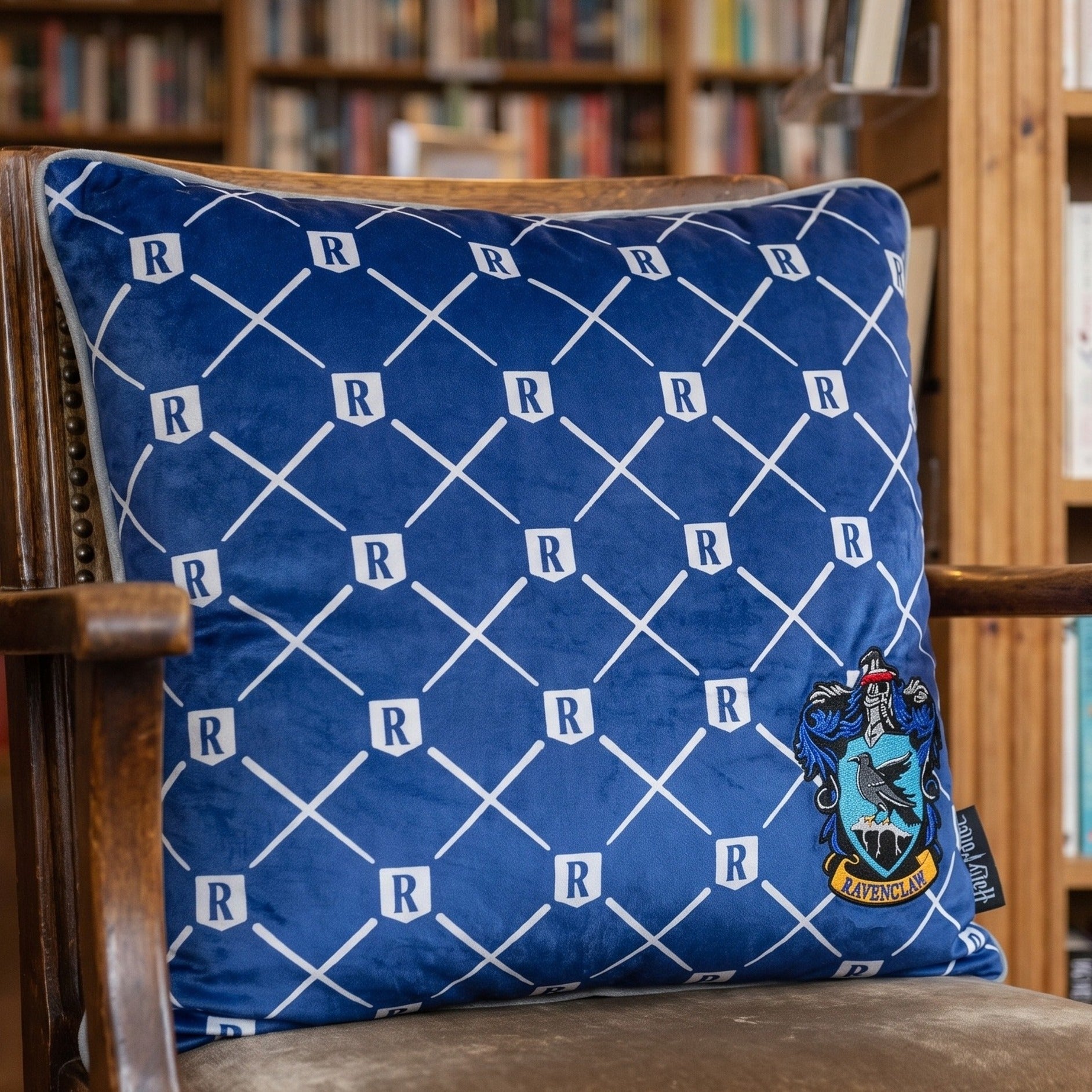 Product image Harry Potter - Ravenclaw Logo Cushion