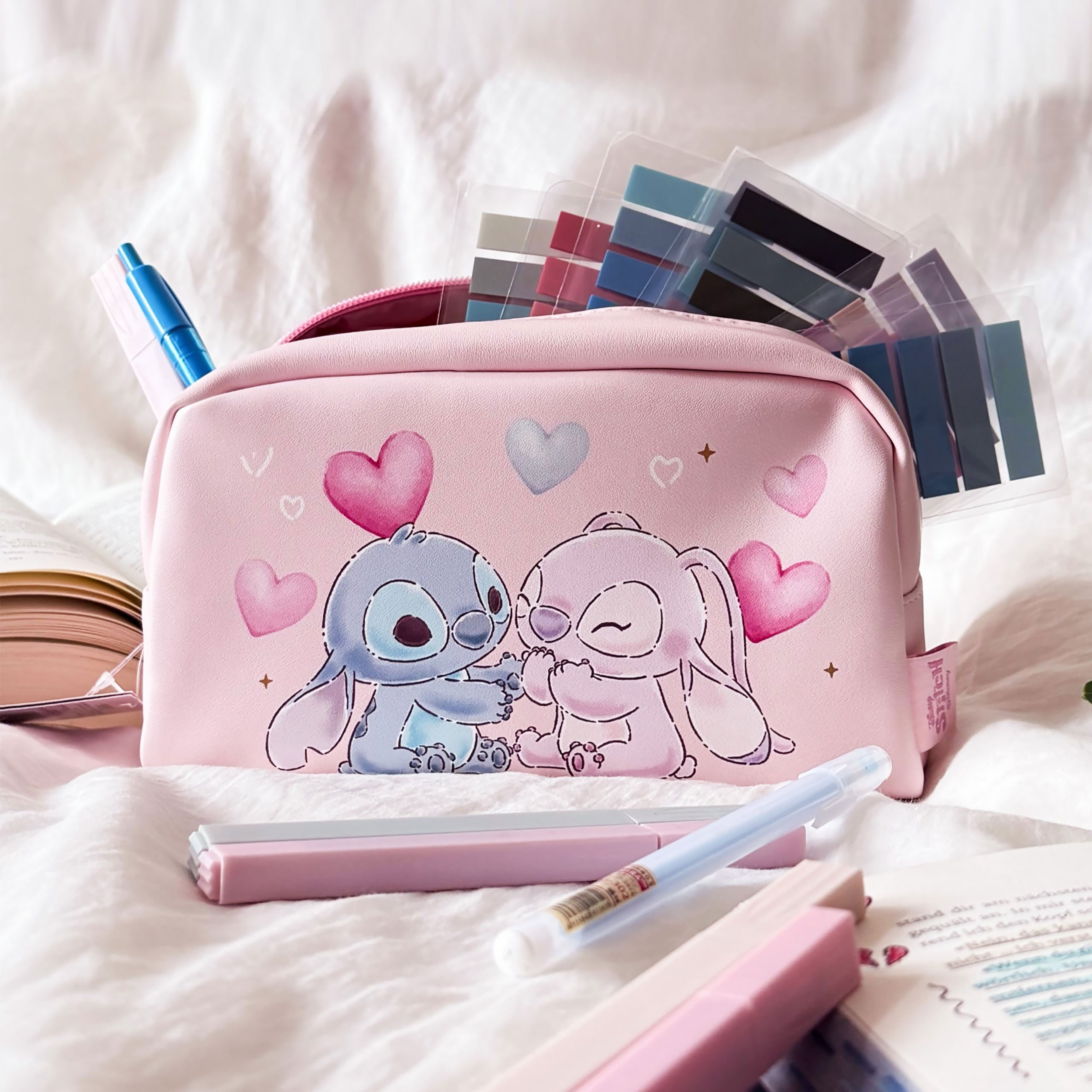 Product image Lilo & Stitch - Angel and Stitch Cosmetic Bag