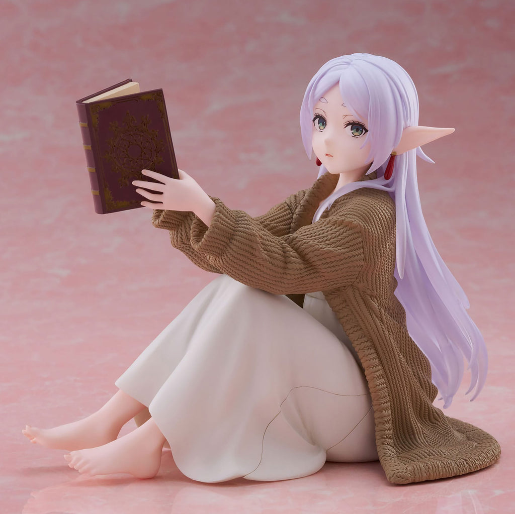 Product image Frieren: Beyond Journey's End - Frieren Desktop Cute Figure Roomwear Version