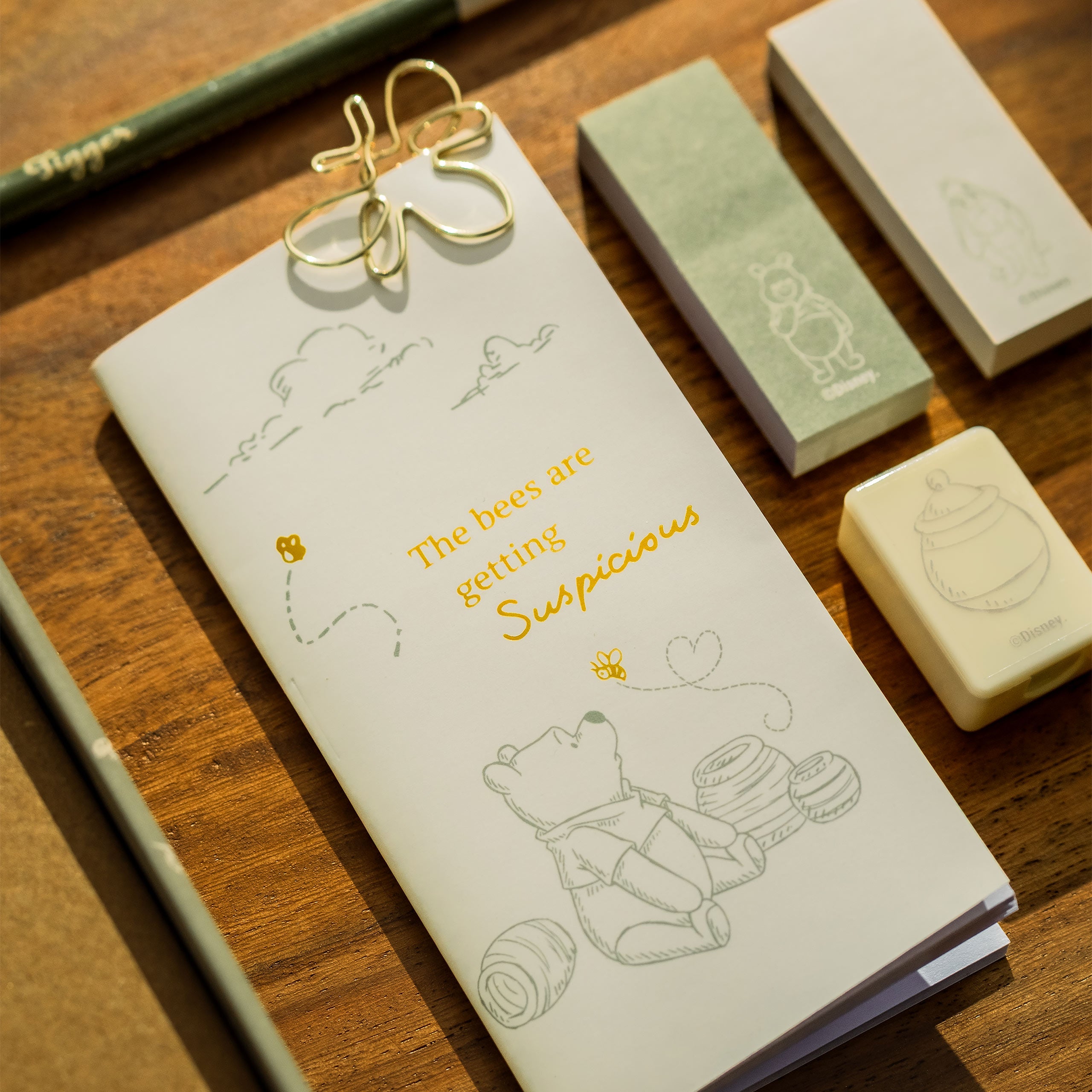 Product image Winnie the Pooh - Friends Stationery Set