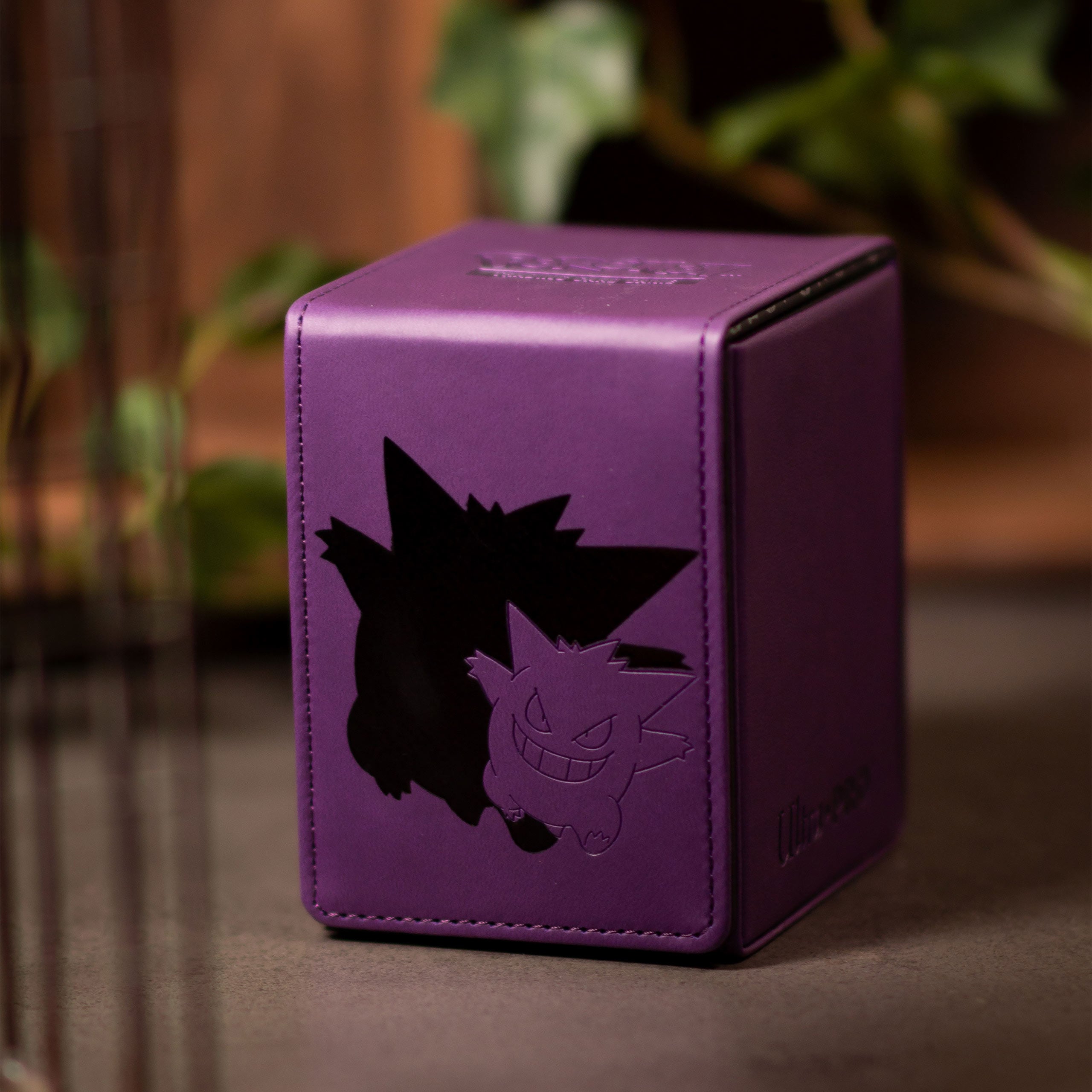 Product image Pokémon – Gengar Alcove Flip Card Deck Box Elite Series