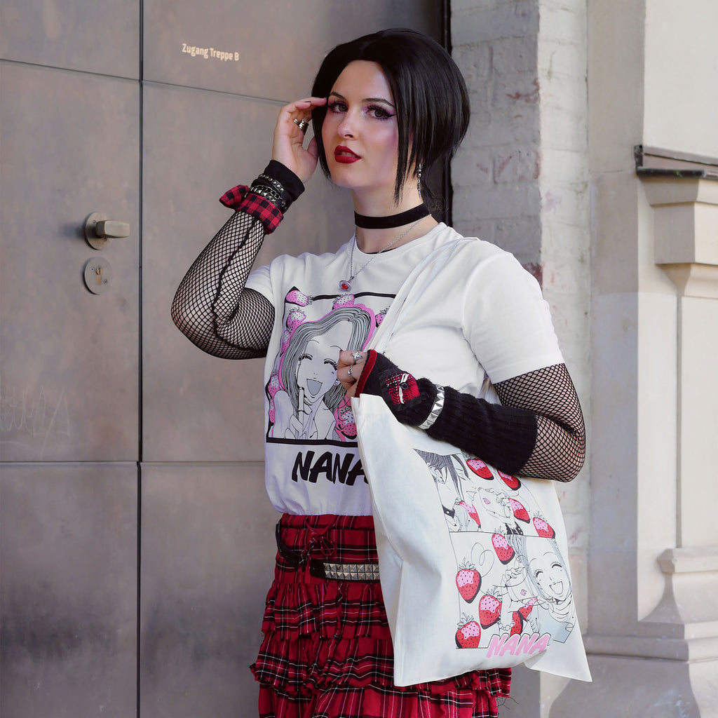 Product image Hachi T-shirt for Nana Fans