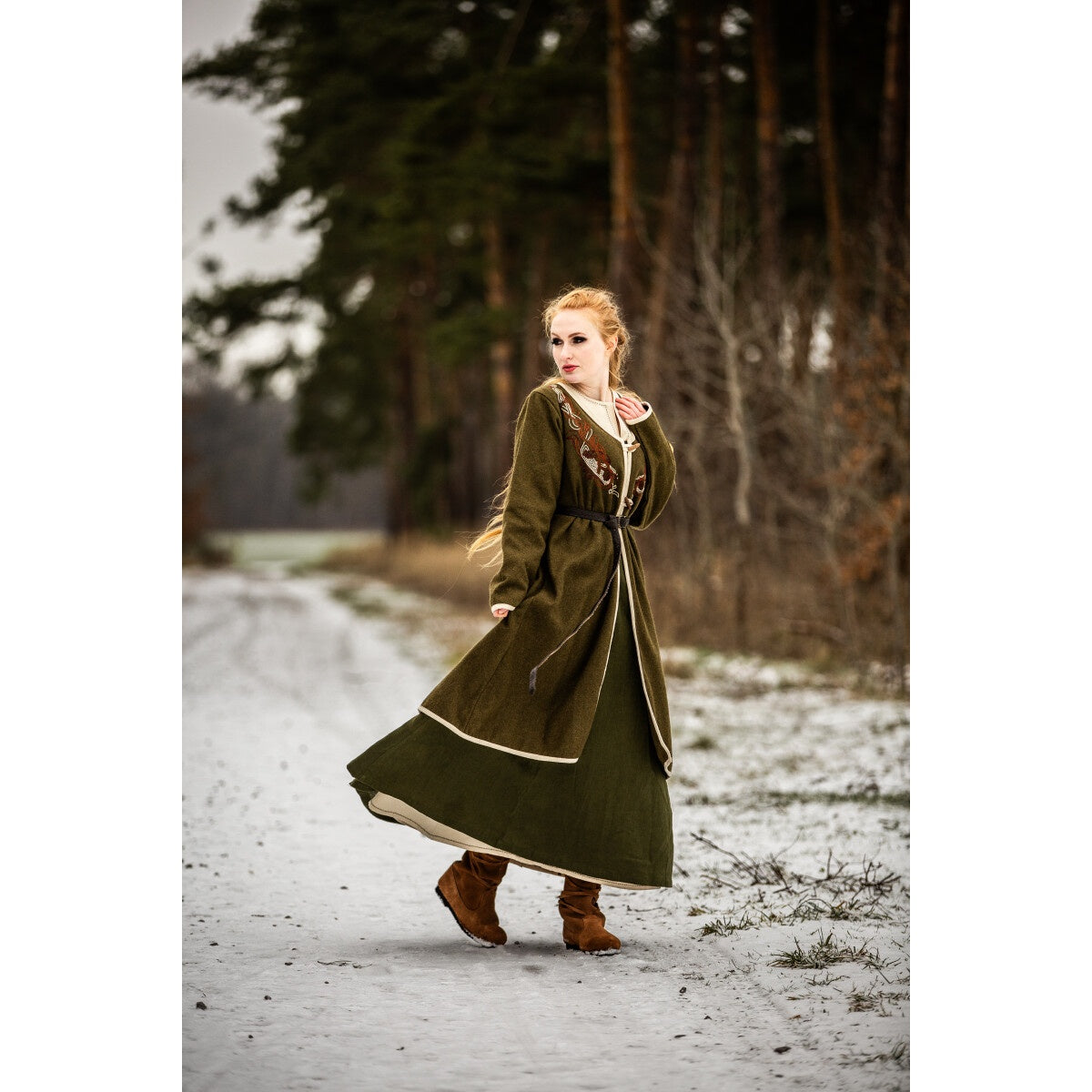 Product image Medieval Birka Cloak Skadi green