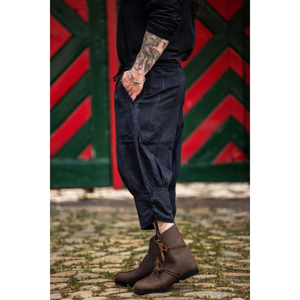 Product image Medieval Knee Breeches Laurence with Lower Leg Lacing black