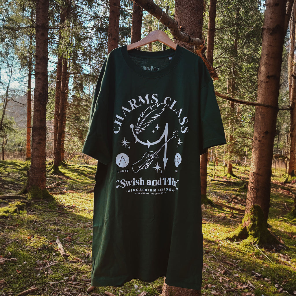 Product image Charms Class Hogwarts T-Shirt Green - Harry Potter