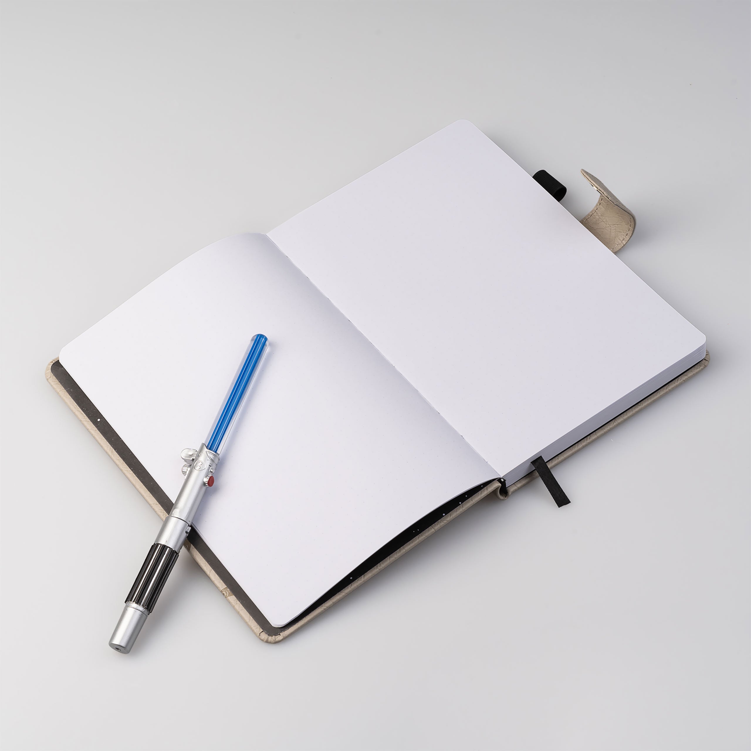 Product image Star Wars - Luke Skywalker Notebook with Lightsaber Pen