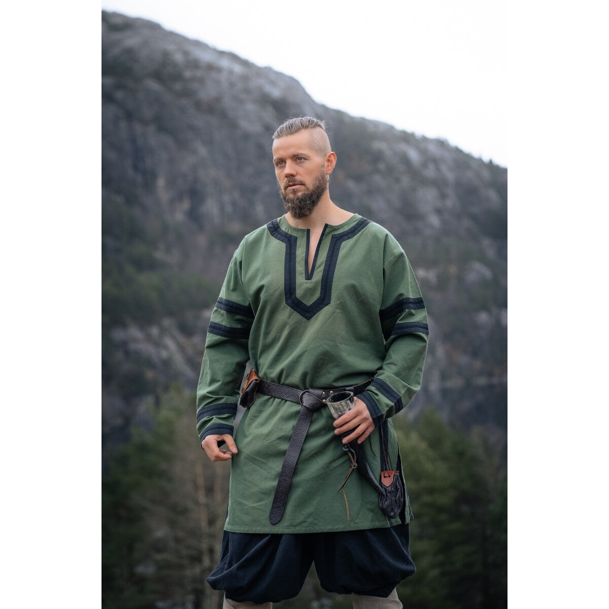 Product image Medieval Viking Tunic Bragi green