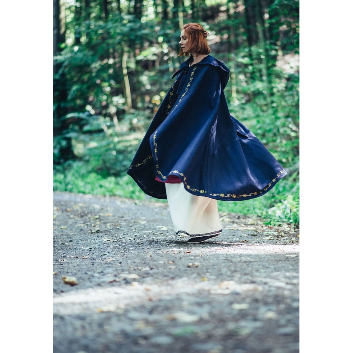 Product image Medieval Wool Cloak Asidis