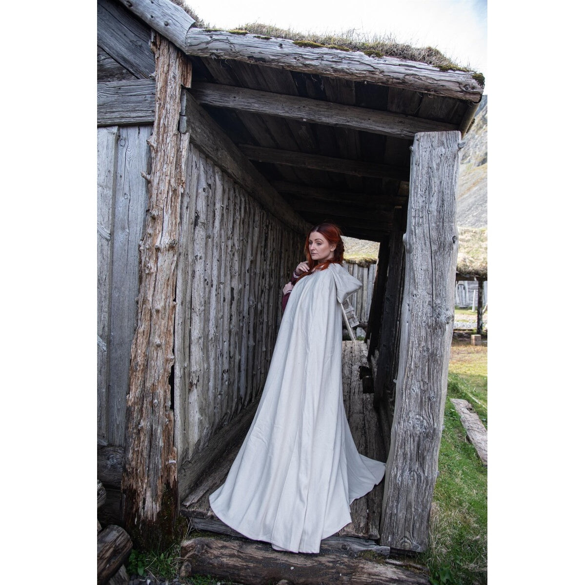 Product image Medieval Wool Cloak Tjark 131 cm
