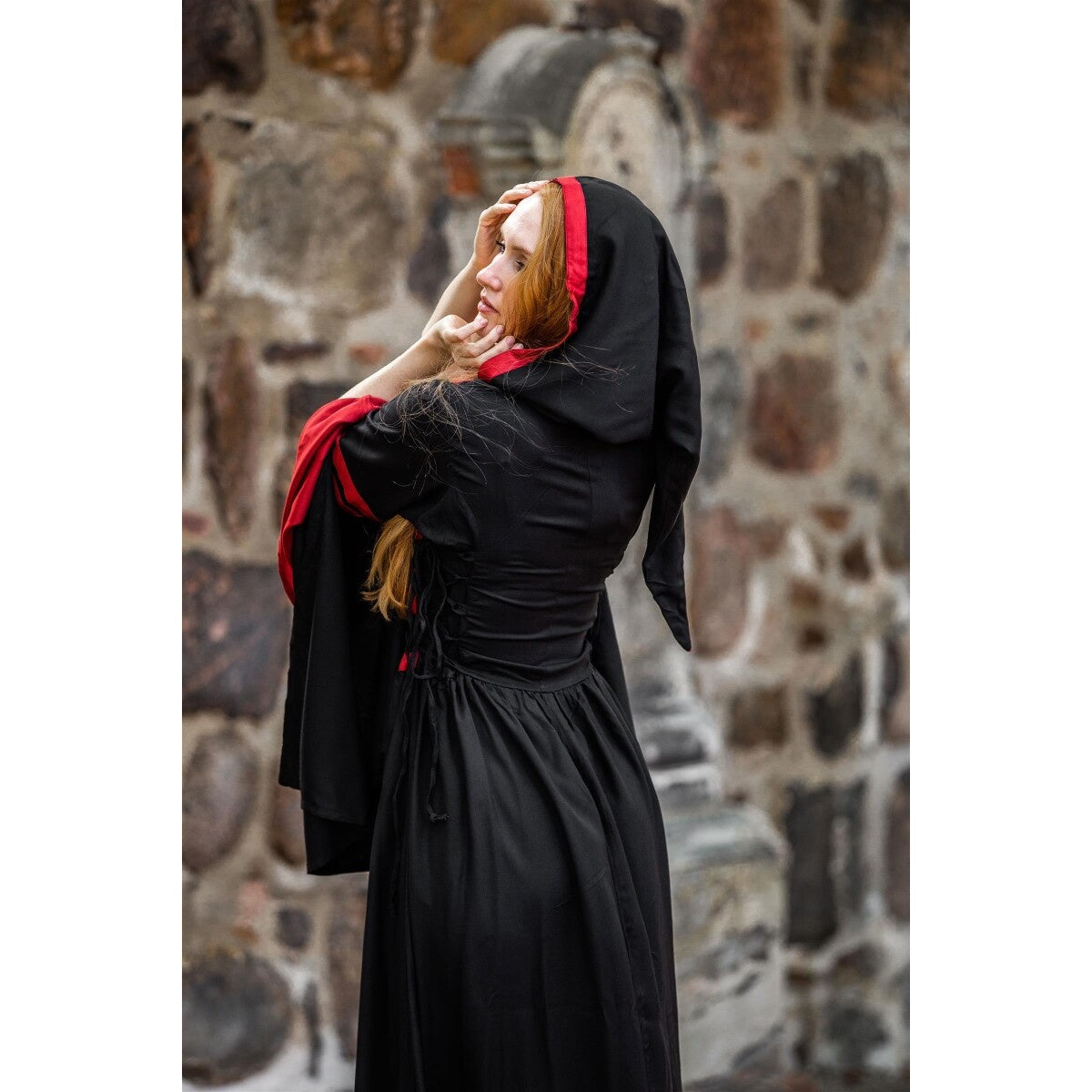 Product image Medieval Hooded Dress Isolde black-red