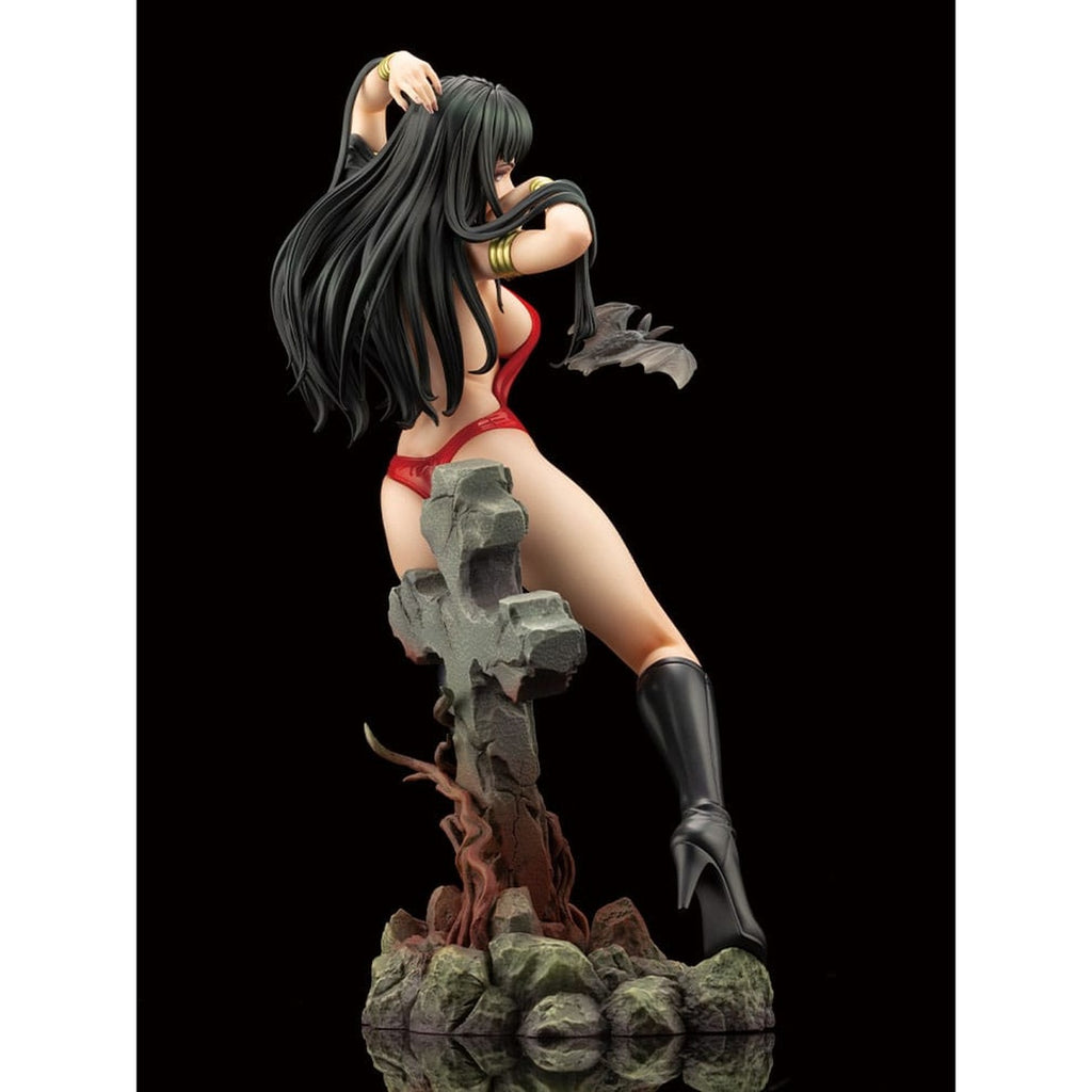 Product image Vampirella - Vampirella Model Kit Figure