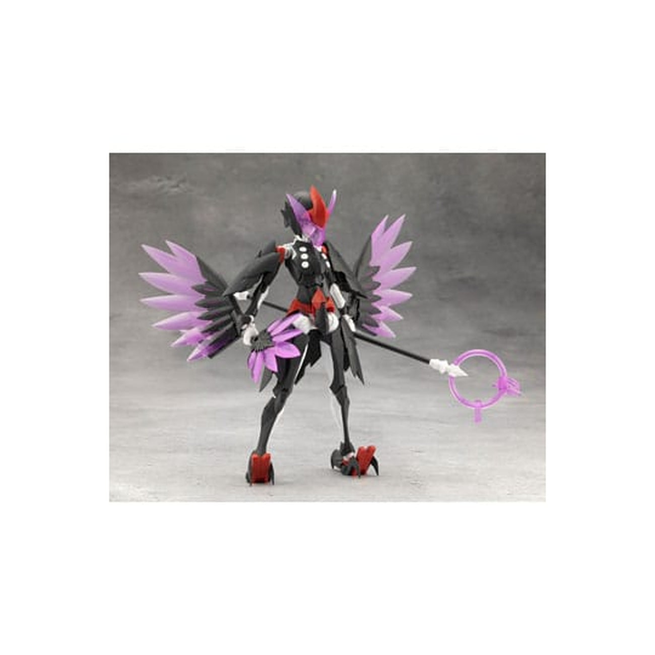 Product image Megalomaria Unlimited Universe - Zekuu Model Kit Figure