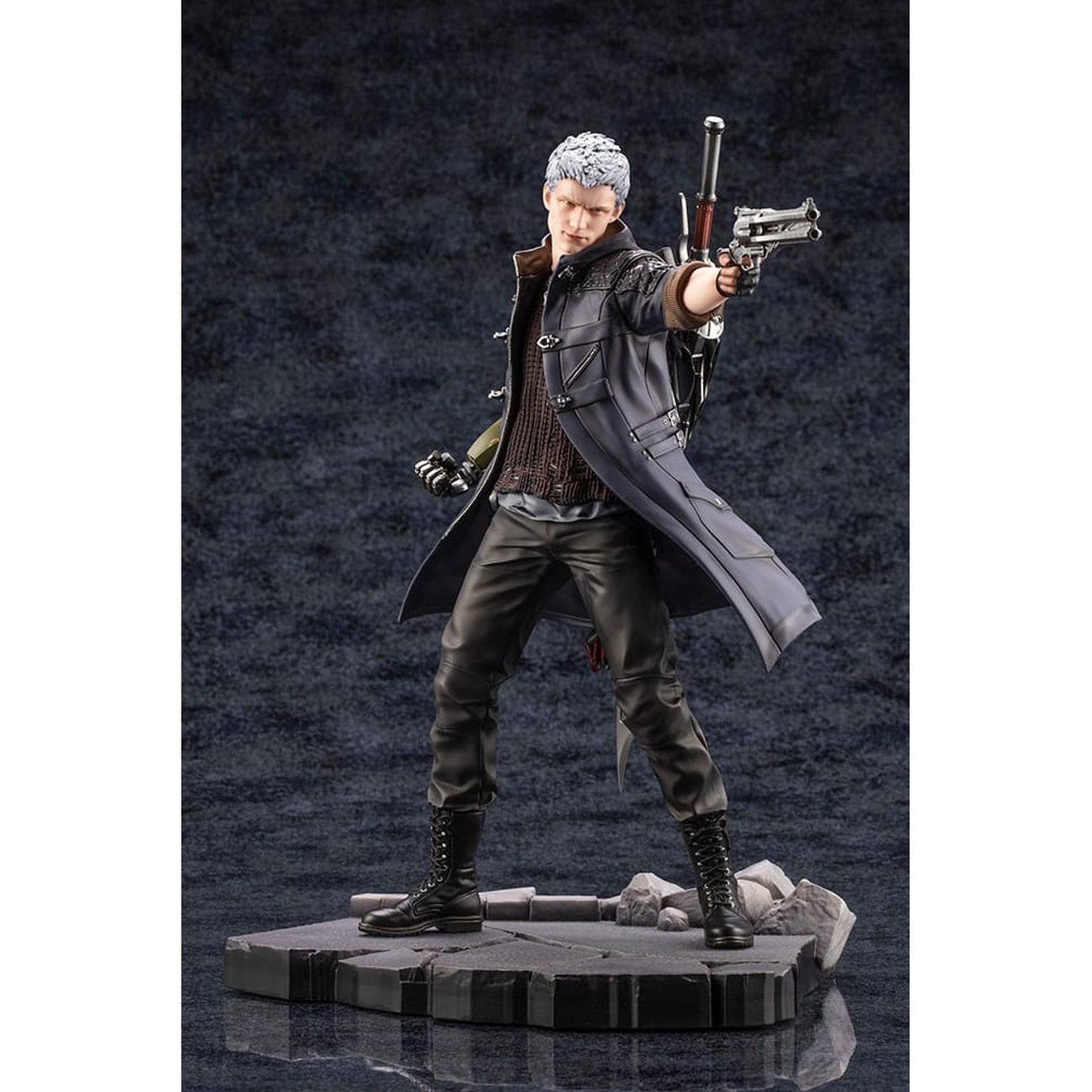 Product image Devil May Cry - Nero ARTFXJ Figure