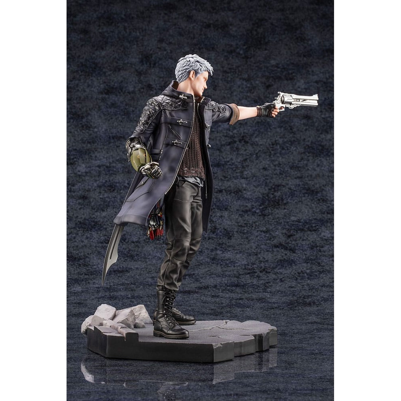 Product image Devil May Cry - Nero ARTFXJ Figure