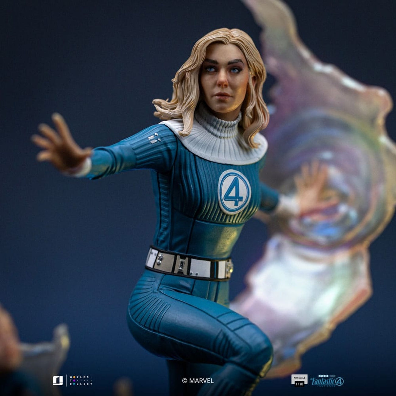 Product image Fantastic Four Art Scale Statue 1/10 Invisible Woman and Franklin 28 cm