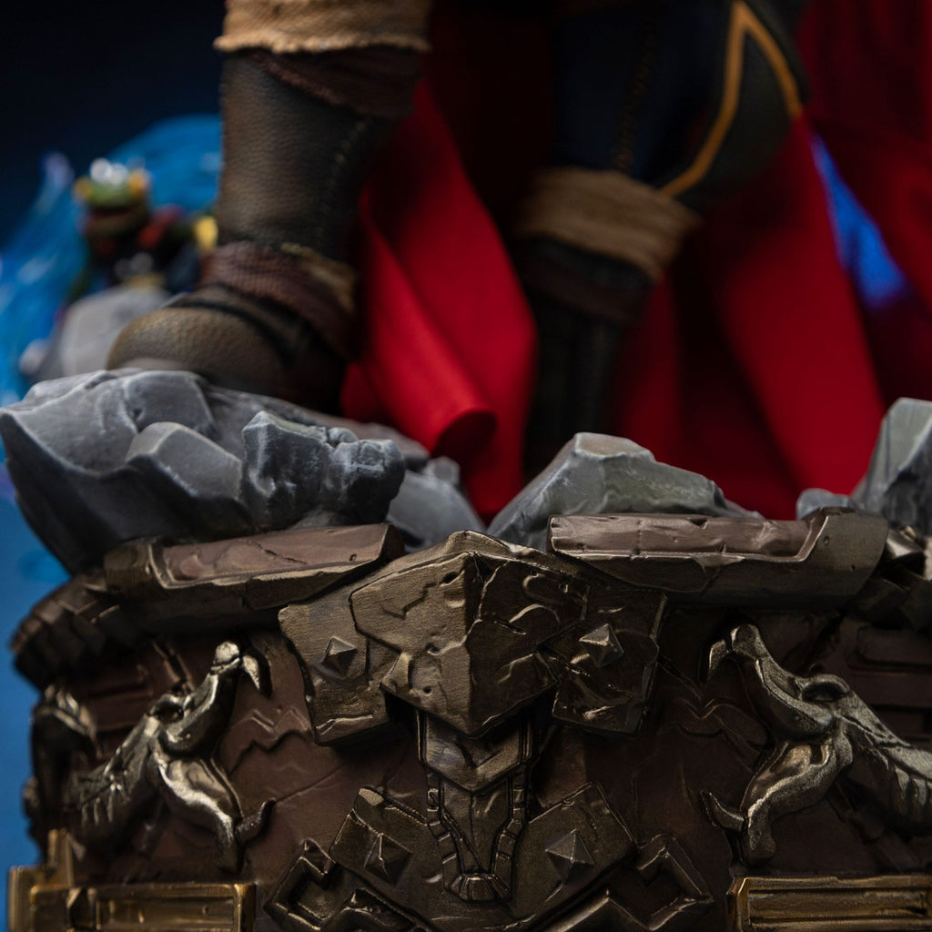 Product image Marvel Legacy Replica Statue 1/4 Thor Unleashed
