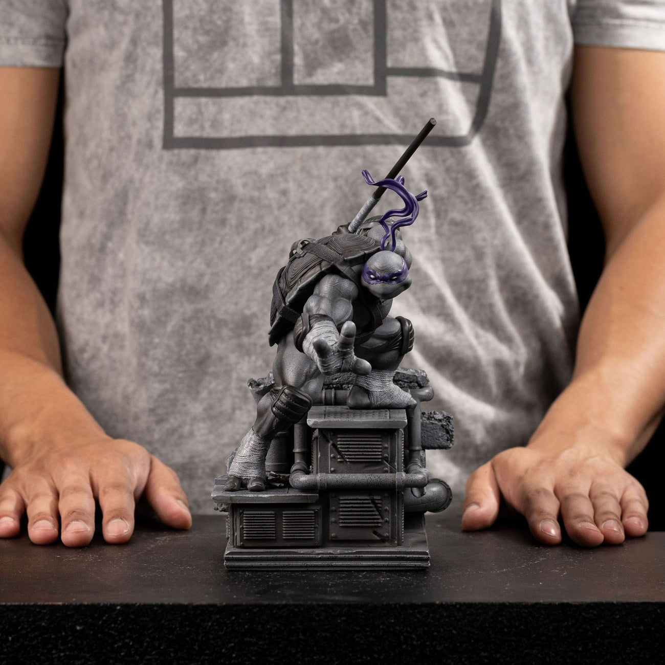 Product image Teenage Mutant Ninja Turtles Art Scale Statue 1/10 Donatello Black and White Variant 26 cm heo exclusive